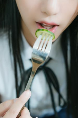 久久精品国产亚洲av色哟哟_BD高清在线观看