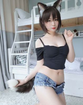 九九厕所偷拍精品视频_HD免费高清观看
