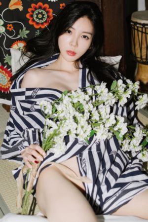 欧美情侣接吻壁纸图_高清电影在线观看
