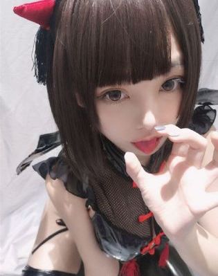 国产女鞋十大品牌_720电影完整版