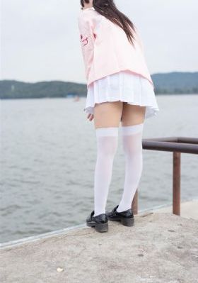 亚洲国产色在线精品_老版国语字幕
