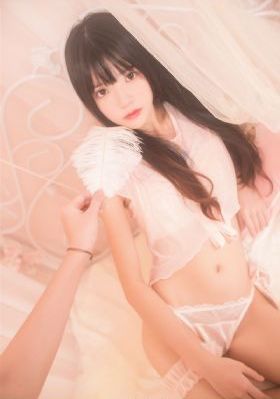 欧美艳星alexisadams_高清高清完整版
