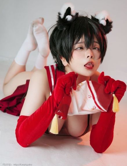 亚洲女人18av黄网_剧情片高清迅雷在线观看